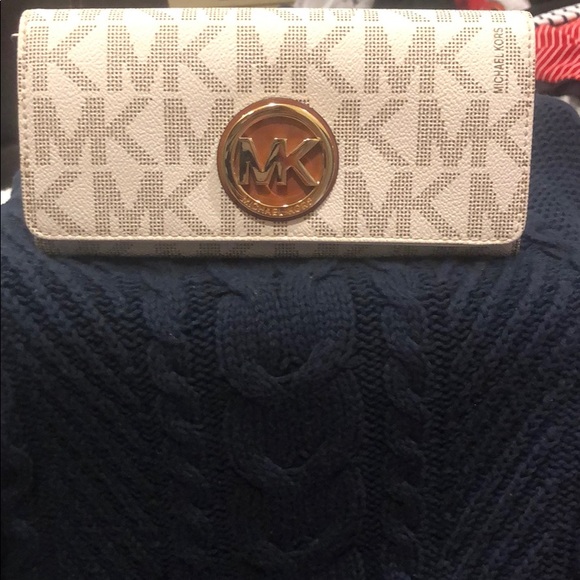 Michael Kors Handbags - White Micheal kors wallet